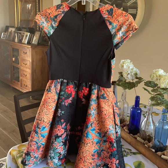 Bebe designer Jacquard tapestry floral dress - Picture 7 of 15